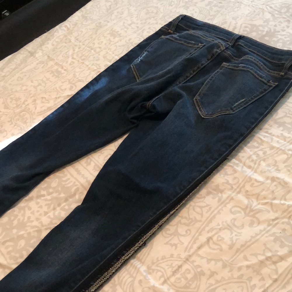 Jeans - Picture 3 of 4